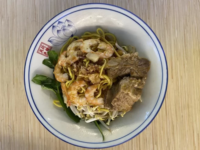 Homemade Pork Ribs Small Prawn Noodles 自制排骨小虾面