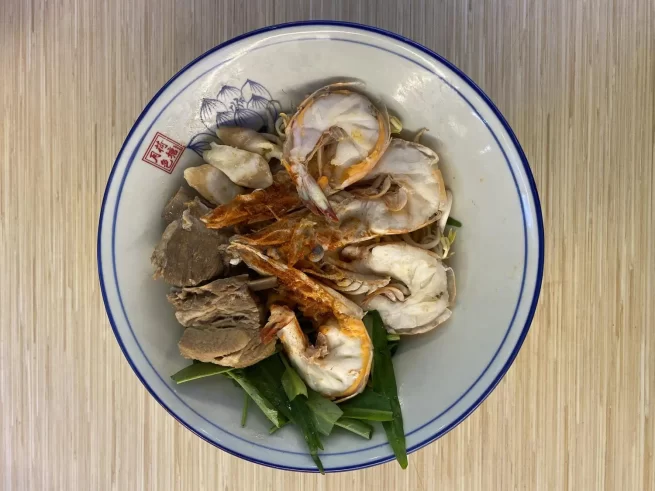 Homemade Pork Ribs Abalone Clams Big Ang Kar Prawn Noodles 自制排骨鲍贝大红脚虾面