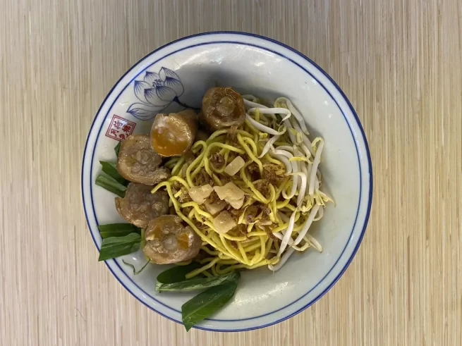 Homemade Pig's Tails Noodles 自制猪尾面